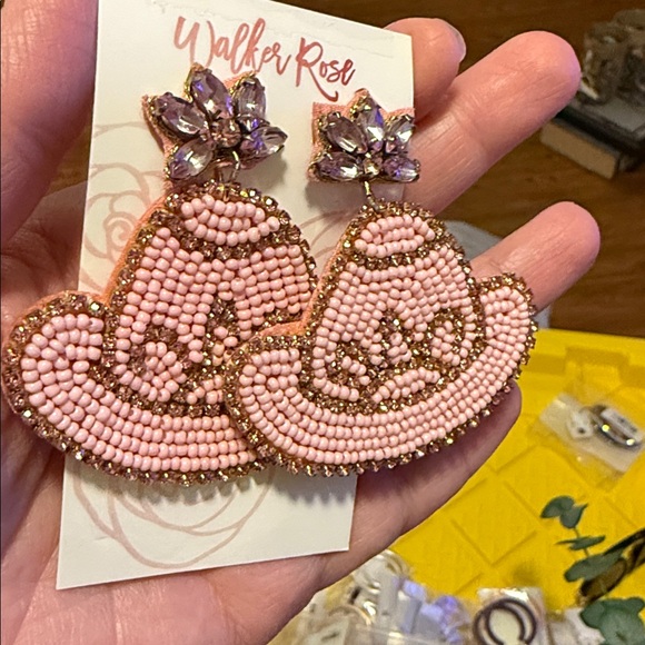 🆕🌿🩷WALKER ROSE: Pink Bead & Crystal Hat Earrings - Picture 11 of 11